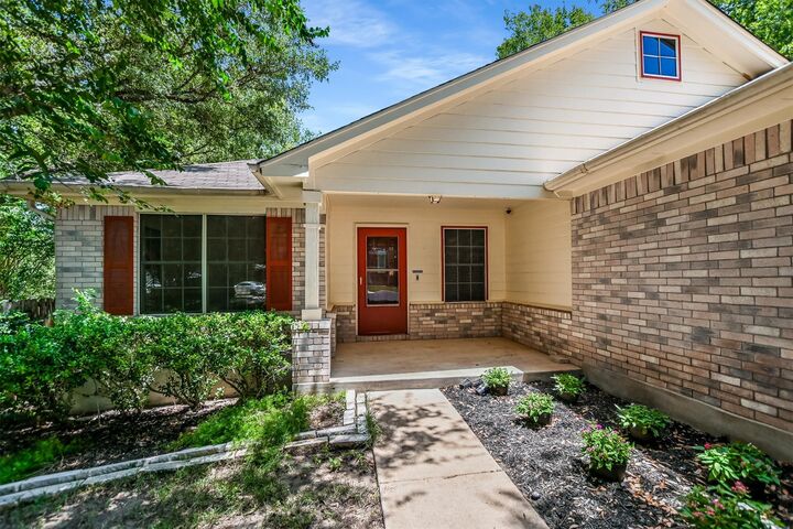 Property Photo: 413 Patton Cove TX 78602