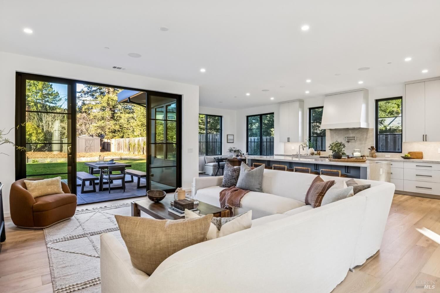 Property Photo: 33 Fawn Drive CA 94960