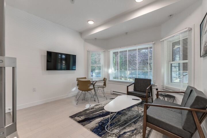 Property Photo:  1431 Haro Street 101  BC V6G 1G2 