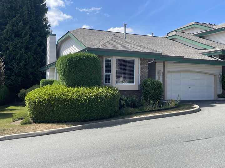 Property Photo:  3115 Trafalgar Street 7  BC V2S 8C5 