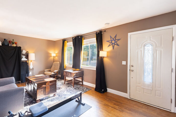 Property Photo: 2316 Meadowood Street MT 59102
