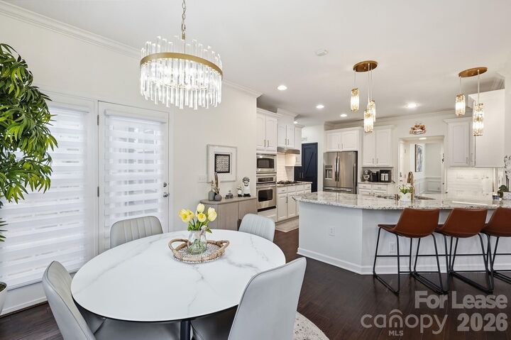 Property Photo: 8120 Madrigal Court NC 28173
