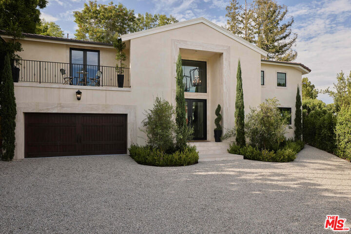 Property Photo:  1900 Bel Air Rd  CA 90077 