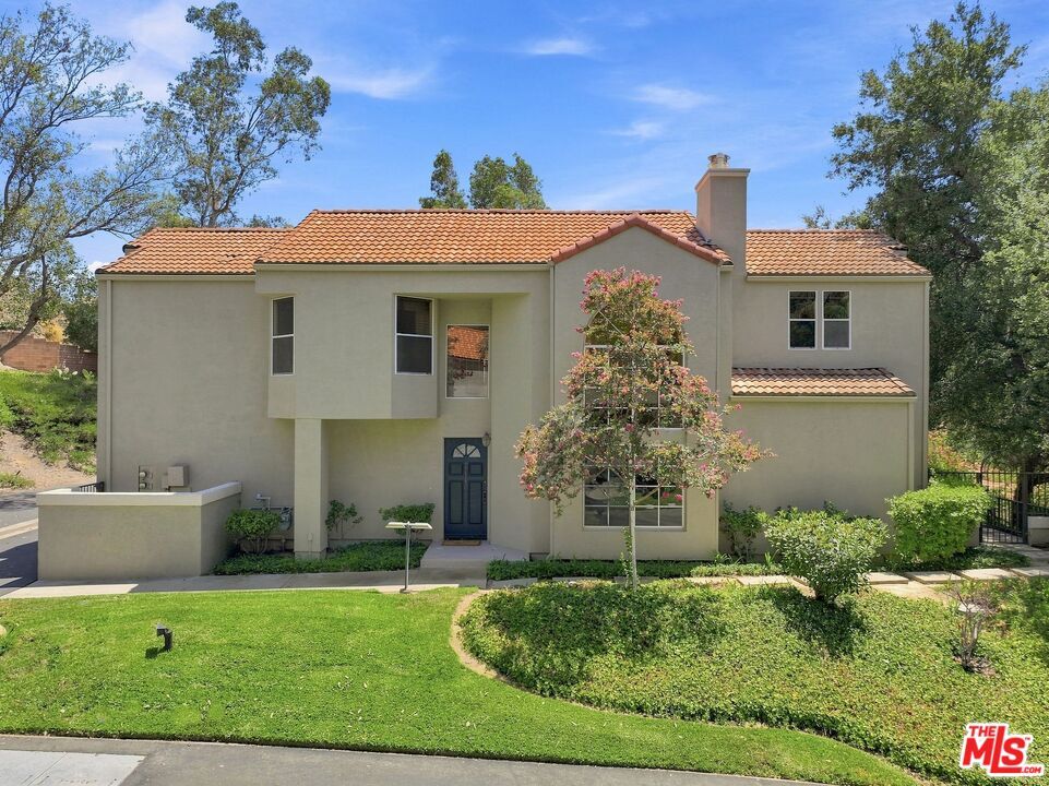 Property Photo: 22112 Sun Ranch Ct CA 91311