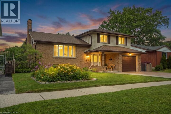 Property Photo: 76 Lower Canada Crescent ON N2P 1E8