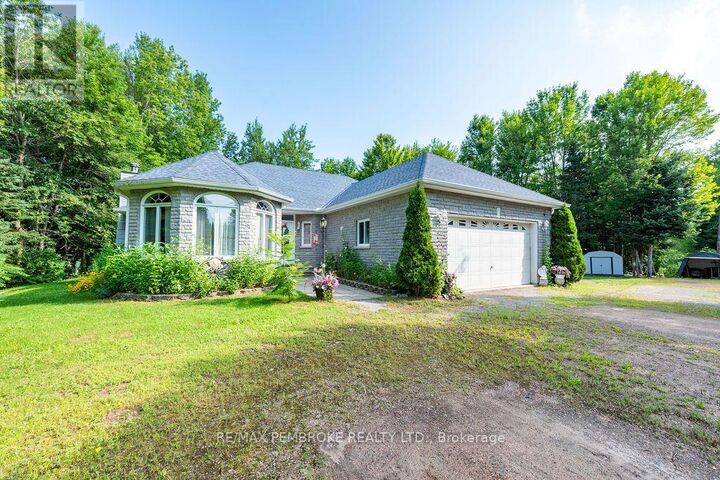 1692 Black Bay Road — photo 1