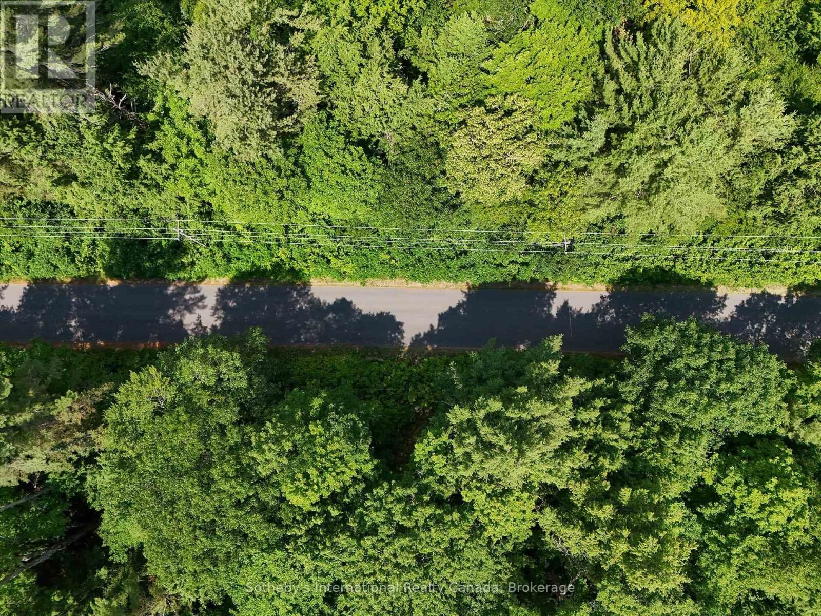 Property Photo:  1098 Old Hwy 117  ON P0B 1A0 