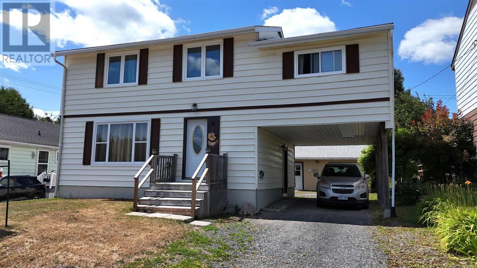 Property Photo: 70 Roman Ave ON P5A 1S1