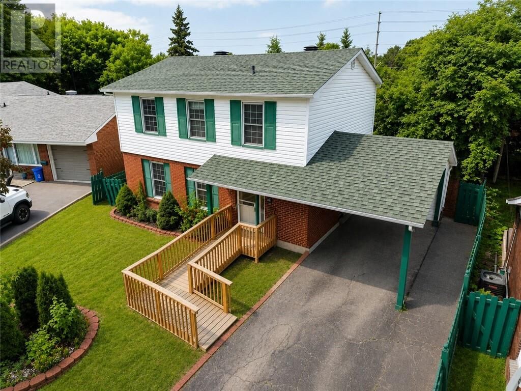 Property Photo: 29 Caroline Court ON P3A 4H2