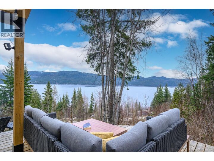Photo de la propriété: 6474 Deer Run Road BC V0E 1M7