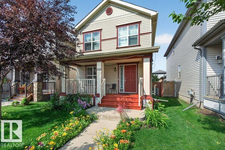692 Secord Boulevard NW — photo 1