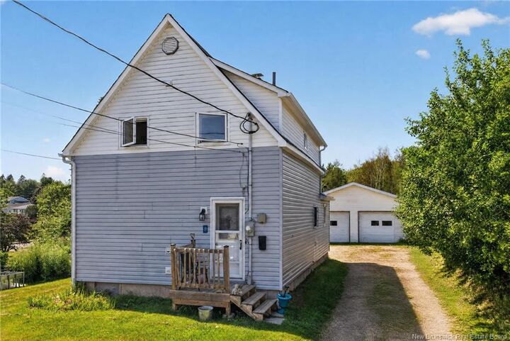 8 Kirk Street — photo 1