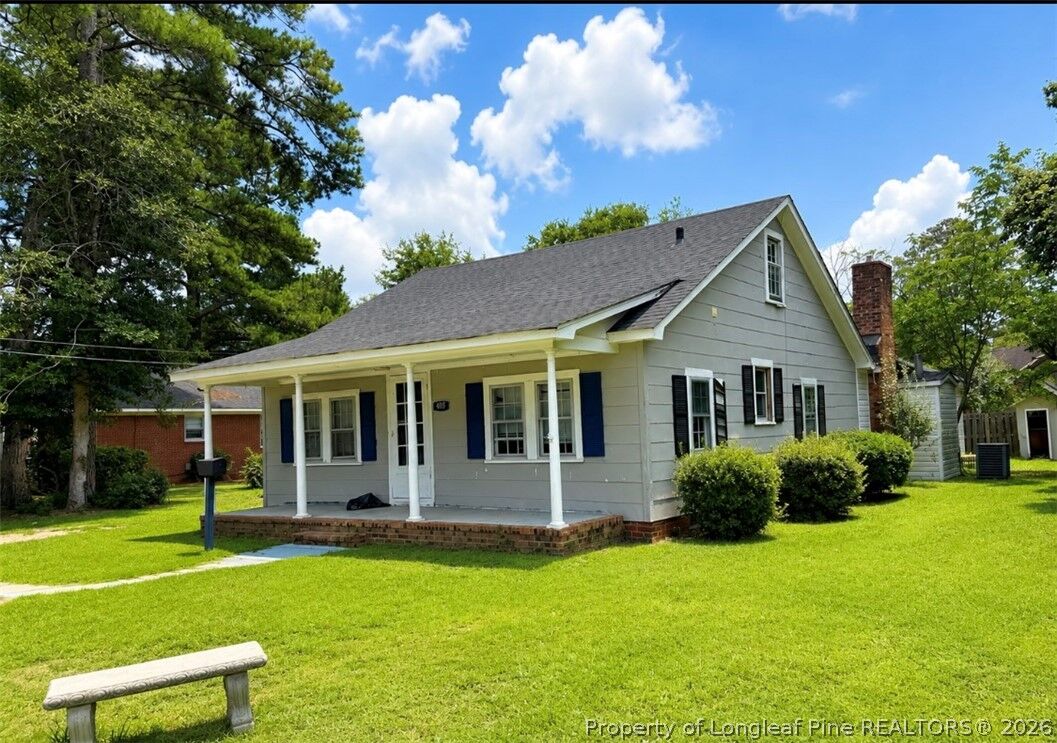 Property Photo:  405 W 21 Street W  NC 28358 