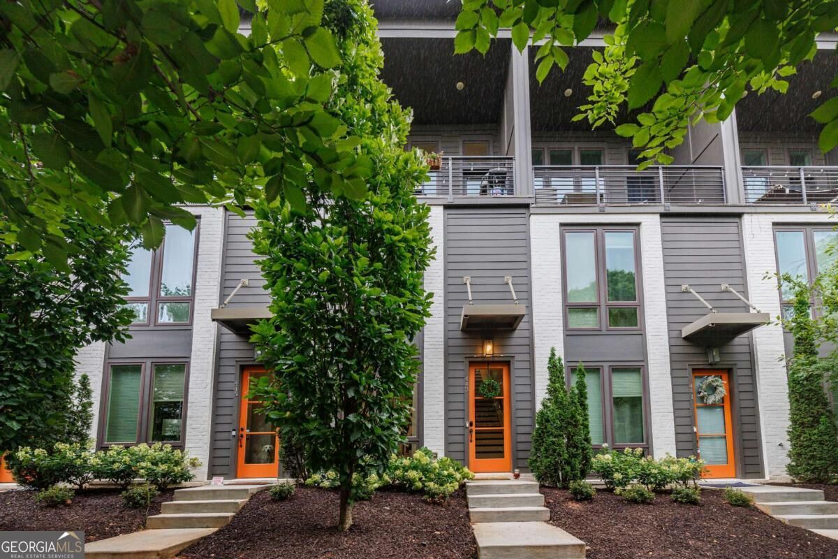 Property Photo:  443 Parkway Drive NE  GA 30308 