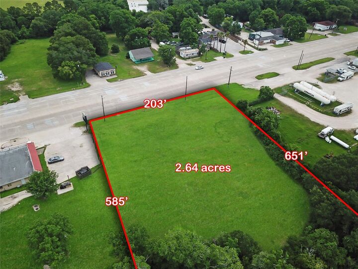 Property Photo: 2465 Highway 6 TX 77511