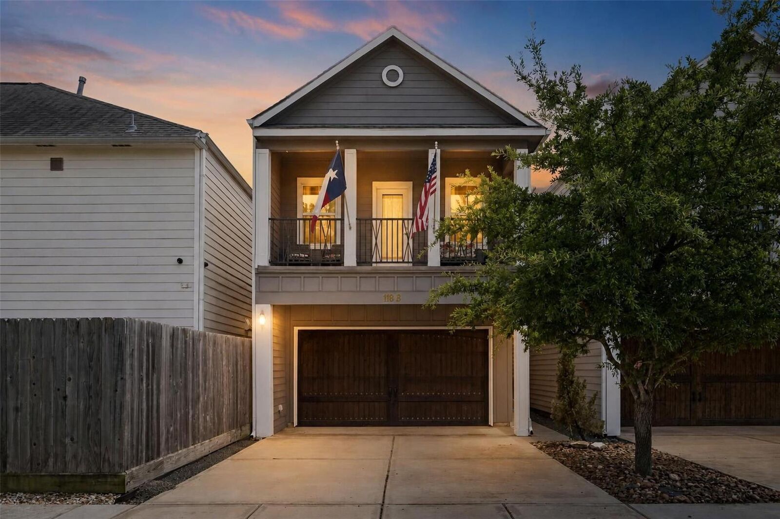 Property Photo:  118 E 27th Street B  TX 77008 