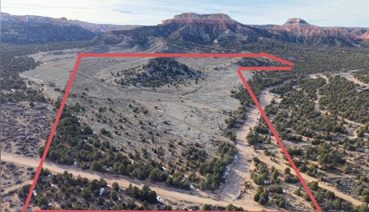 Property Photo:  1910 W Bryce Way  UT 84776 