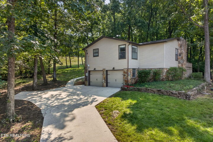 Property Photo: 157 Baltusrol Rd TN 38558