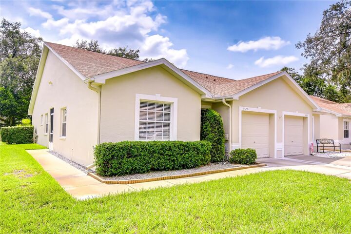 Property Photo:  35235 Janine Drive  FL 33541 