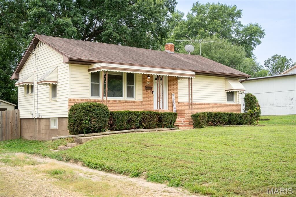 Property Photo: 670 Meadow Drive MO 63077