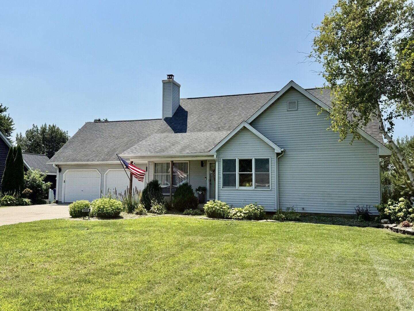 Property Photo:  3431 E Cleveland Street  IL 61329 