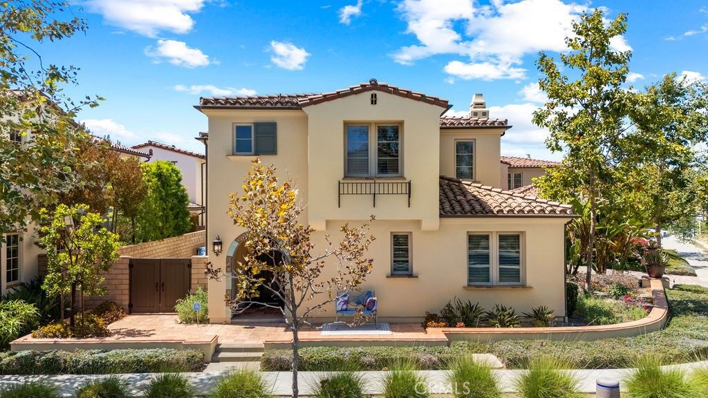 Property Photo:  210 Via Galicia  CA 92672 