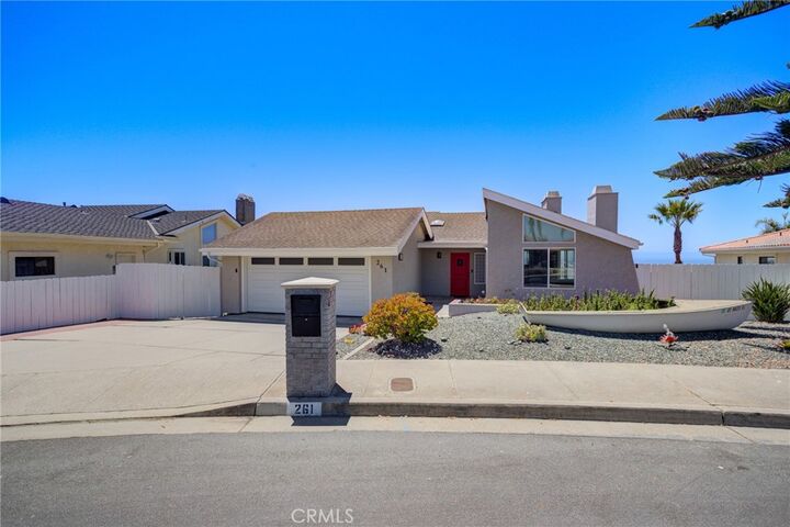 Property Photo: 261 Coral Court CA 93449