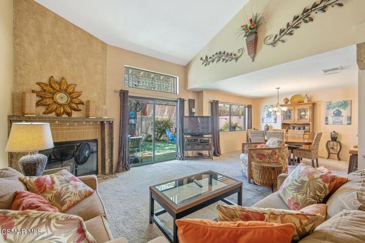 Property Photo:  474 Artisan Road 19  CA 91320 
