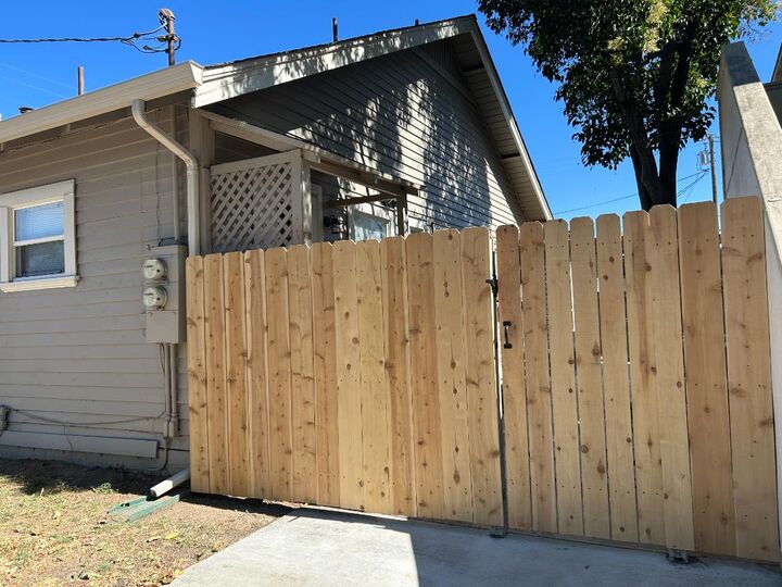 Property Photo: 1145 Parker Ave CA 95376