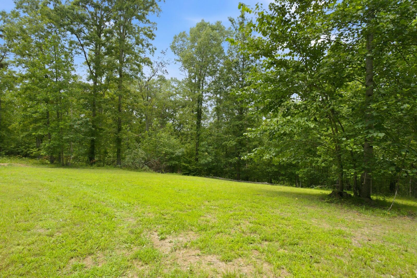 Property Photo:  0 Strawberry Hill Rd  TN 37072 