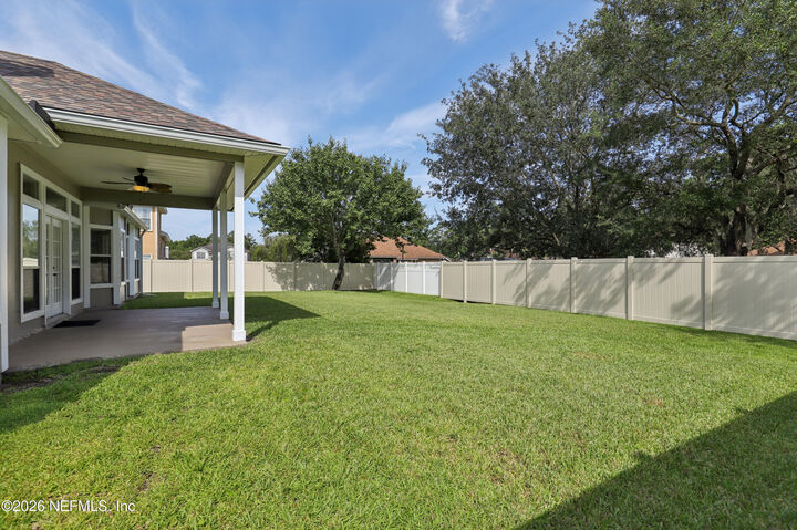 Property Photo:  2070 Thornhill Drive  FL 32003 