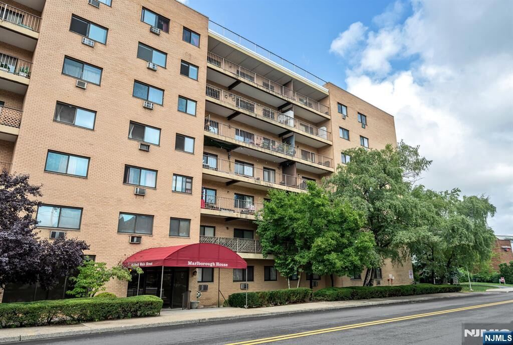 Property Photo:  44 S Main Street 6J  NJ 07644 