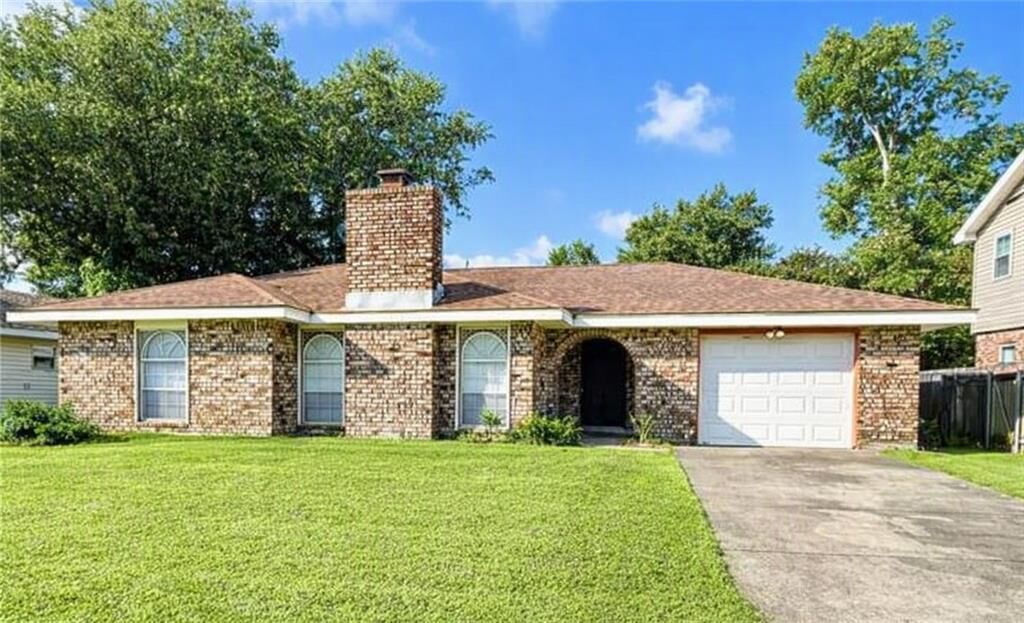 Property Photo: 417 Moncla Avenue LA 70037