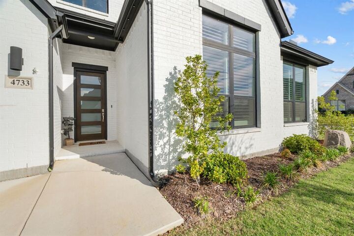 Property Photo:  4733 Valley Peak  TX 76262 