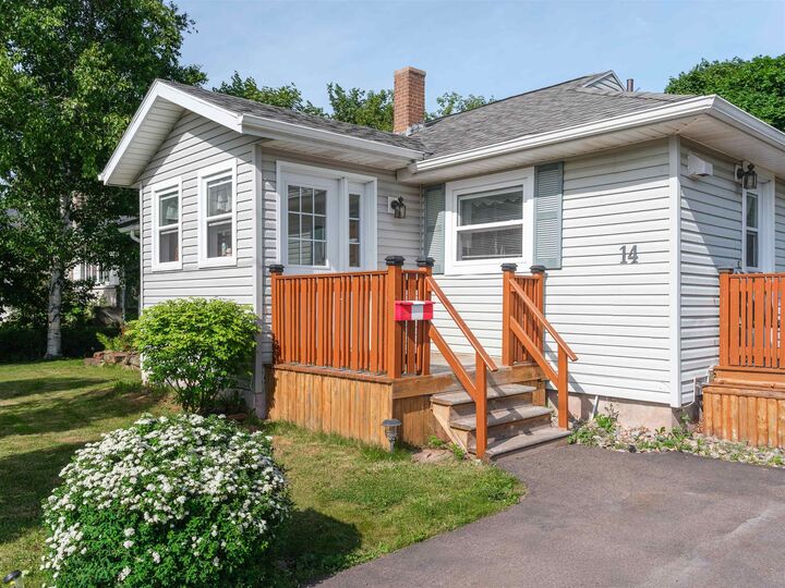 Property Photo:  14 Donwood Drive  PE C1A 5L2 
