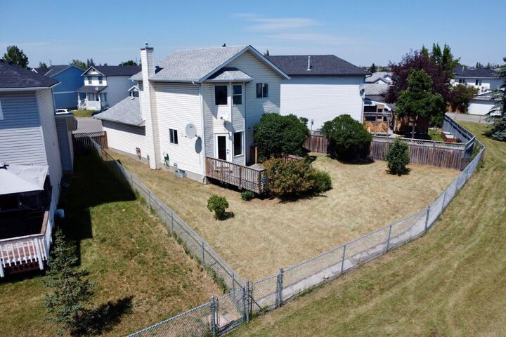 Property Photo: 51 San Diego Place NE AB T1Y 7A3