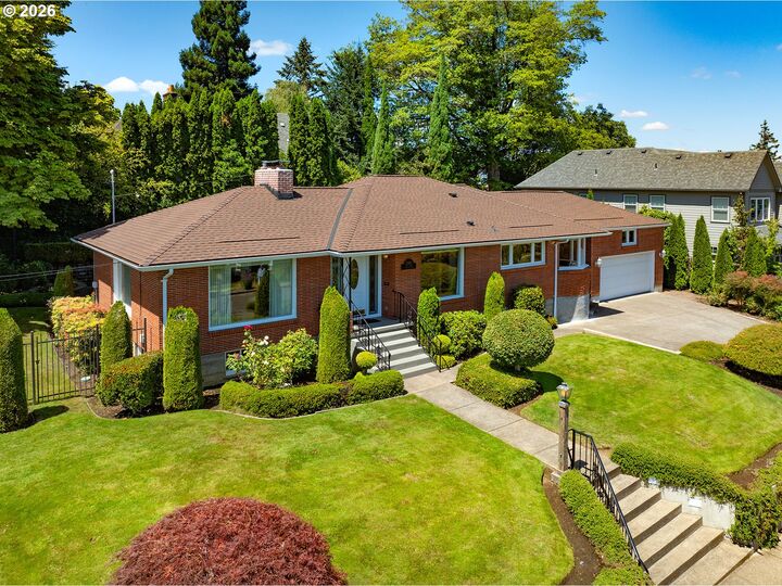 Property Photo:  2196 Olive St  OR 97405 