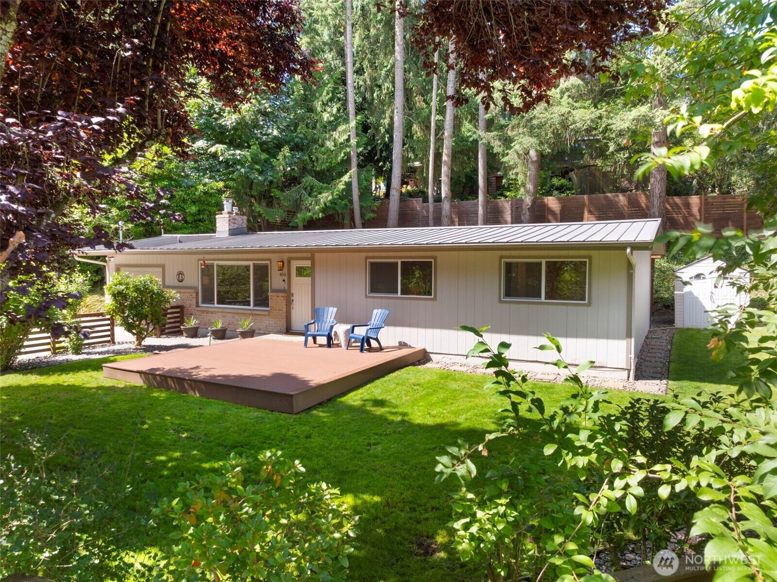 Property Photo:  450  Mount Defiance Circle SW  WA 98027 