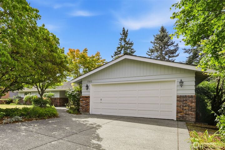 Property Photo:  17815 NE 9th Street  WA 98008 