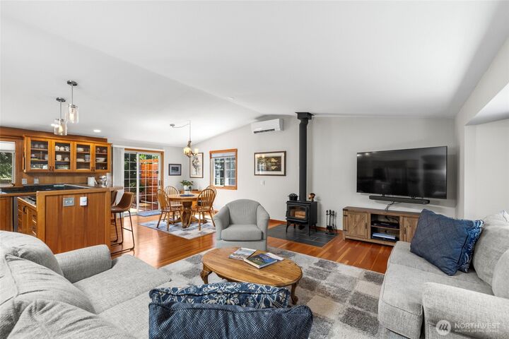 Property Photo:  4  Quinault Way  WA 98257 