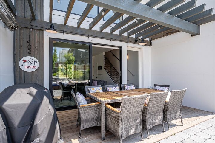 Property Photo: 1402 Cottage Lane WA 98816