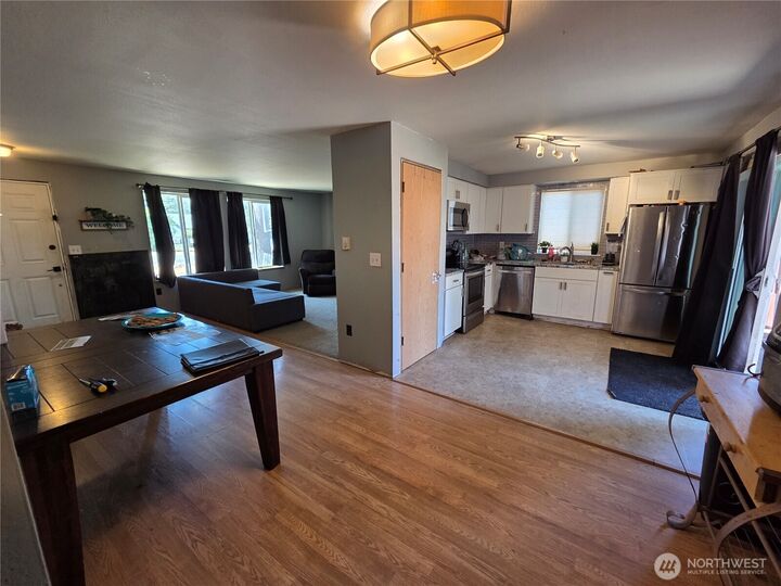 Property Photo: 412 McKenzie Avenue SW WA 98597