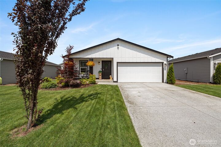 Property Photo: 13485 195th Street E WA 98338