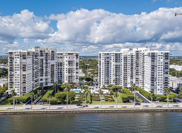 Property Photo:  1801 S Flagler Drive 104  FL 33401 