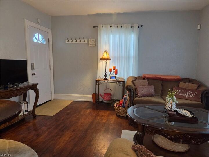 Property Photo:  3210 Sewells Point Rd  VA 23513 