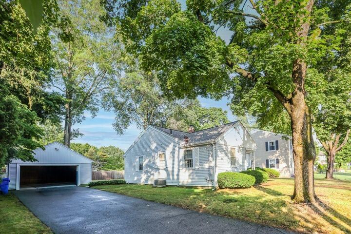 Property Photo:  29 Edward Avenue  RI 02916 