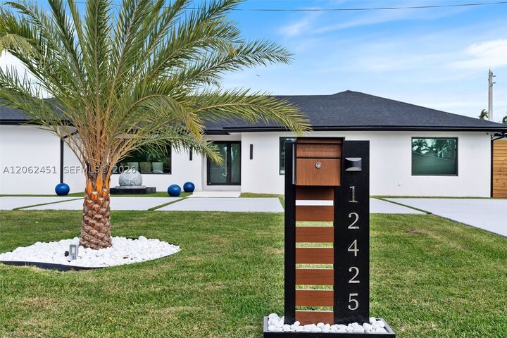 Property Photo: 12425 SW 226th St FL 33170
