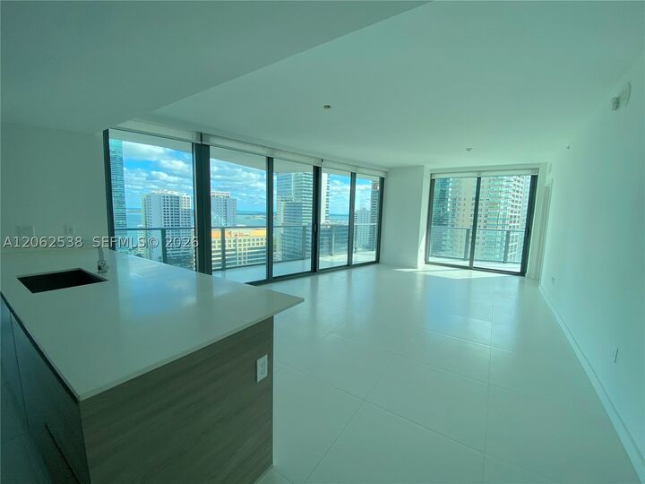 Property Photo: 1300 S Miami Ave 2105 FL 33130