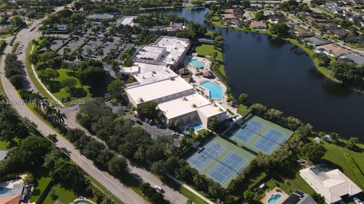 Property Photo:  581 SW 169th Way  FL 33326 
