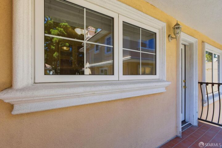 Property Photo:  808 El Camino Real E  CA 94010 